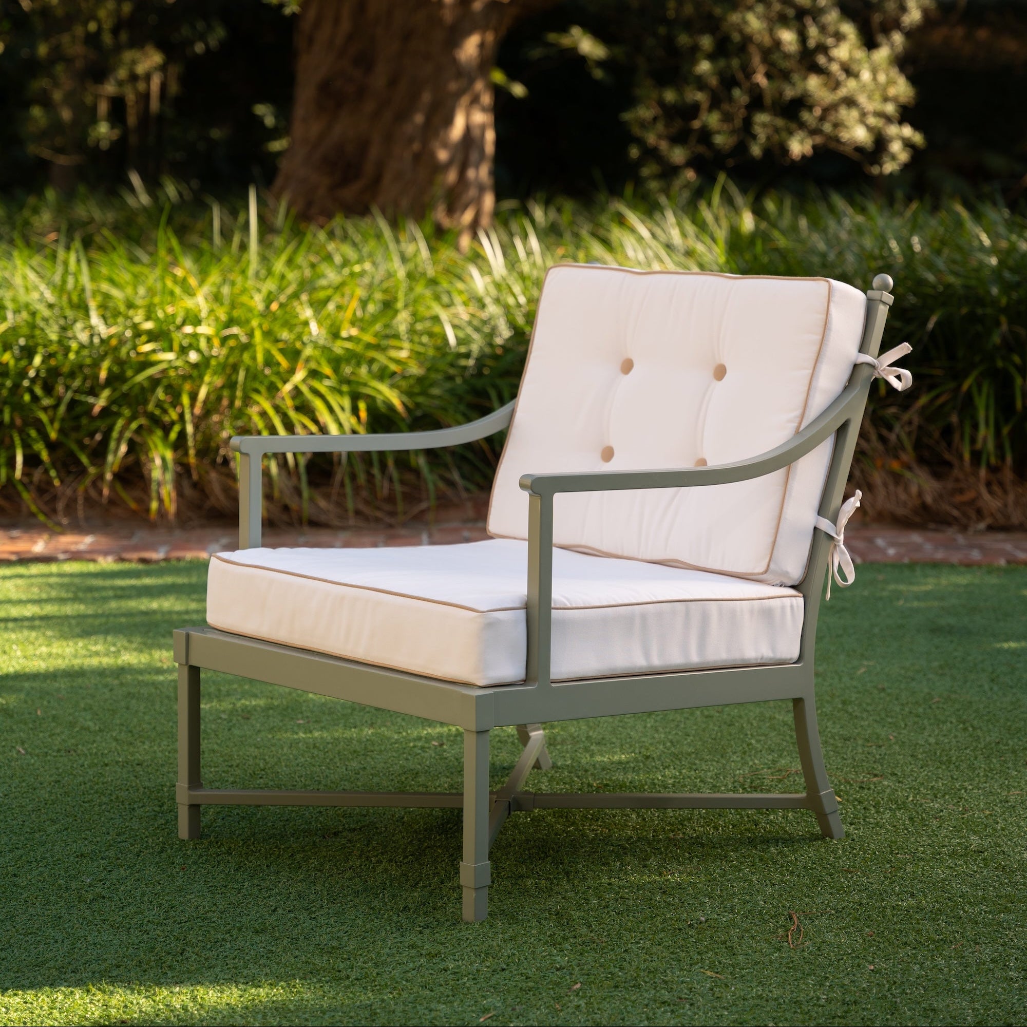 Riviera Outdoor Club Chair