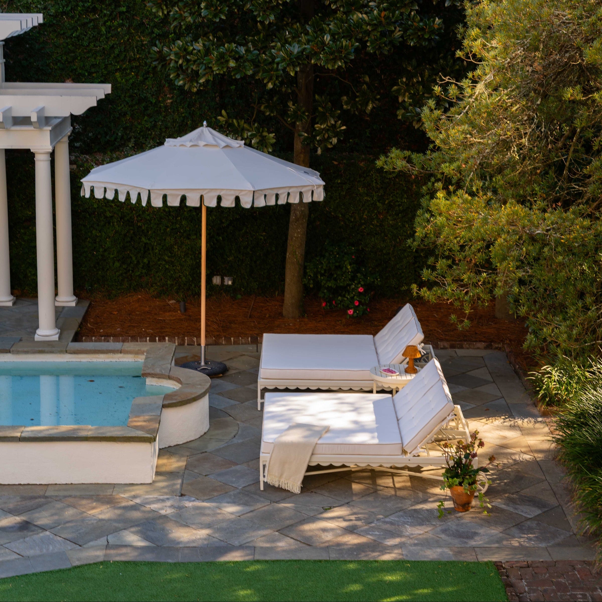 Riviera Outdoor Double Chaise Lounge