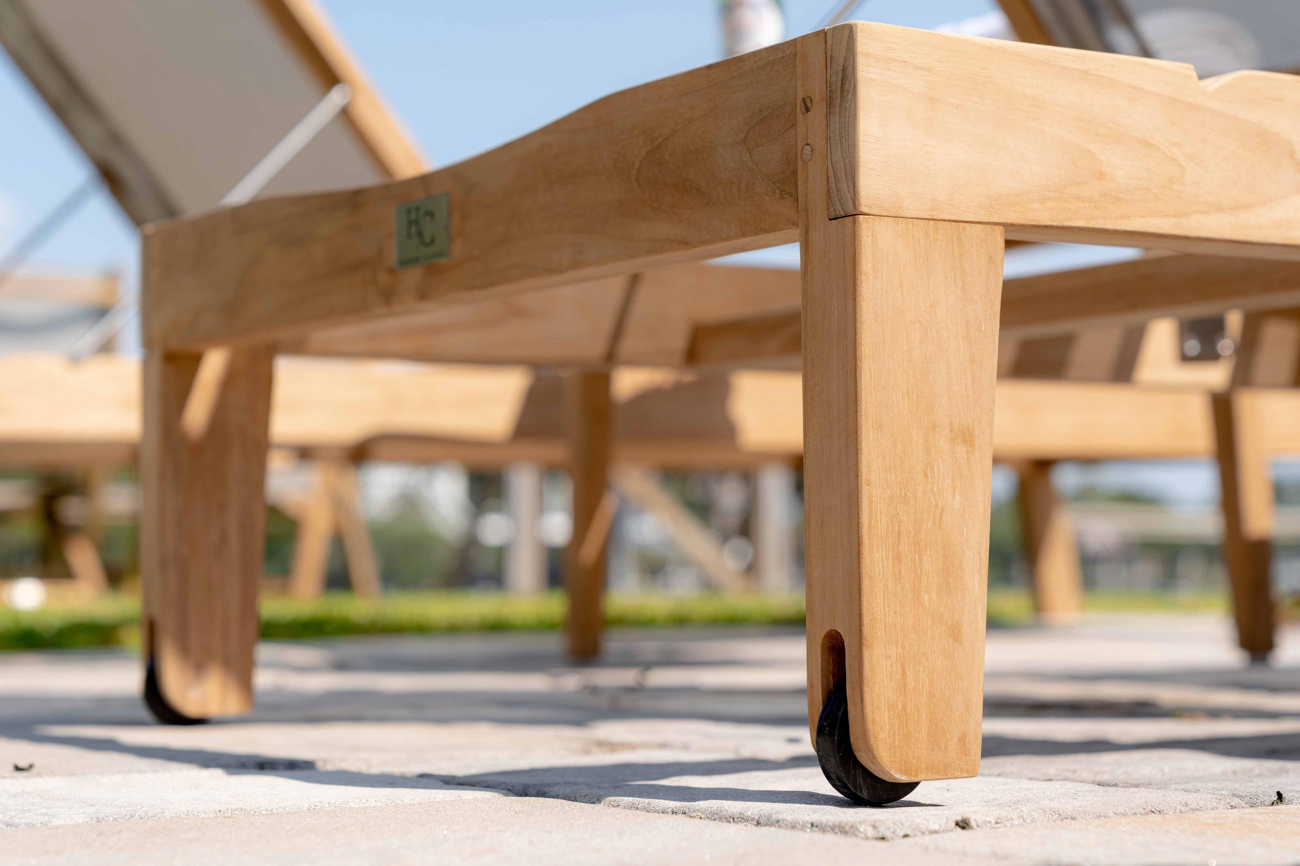 Wood Sun Loungers With Wheels